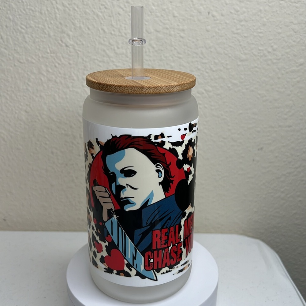 ⭐️ Michael Myers Real Men Chase You Handmade Libbey Glass Cup - Picture 3 of 6